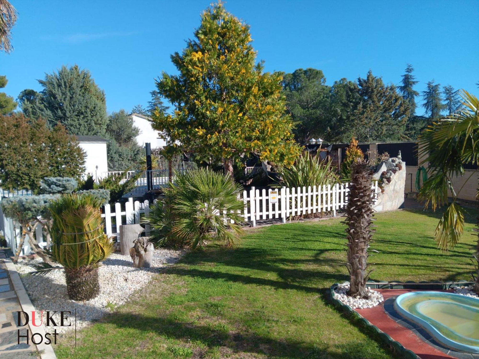 Villa Nuevo Baztán Exterior foto