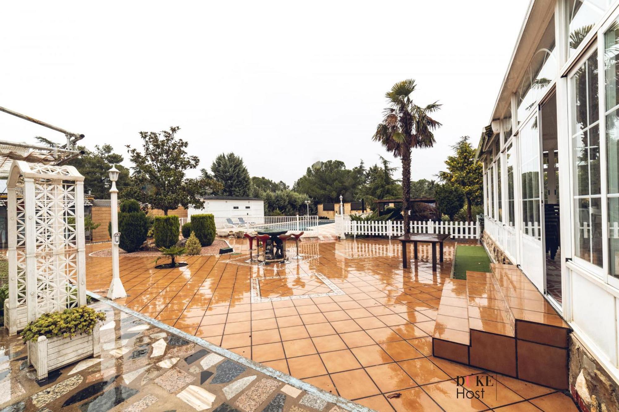 Villa Nuevo Baztán Exterior foto
